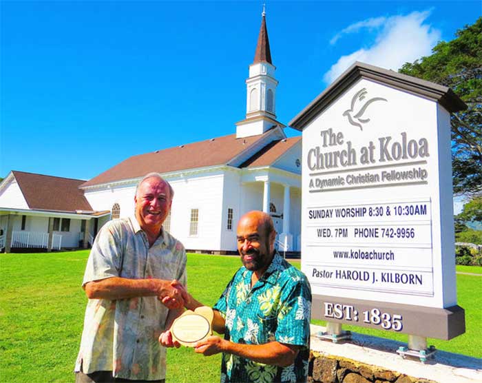 Koloa Church Receives Hoike Community Award 2016